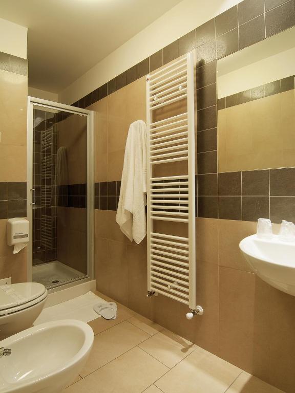 Hotel Cluentum Tolentino Oda fotoğraf