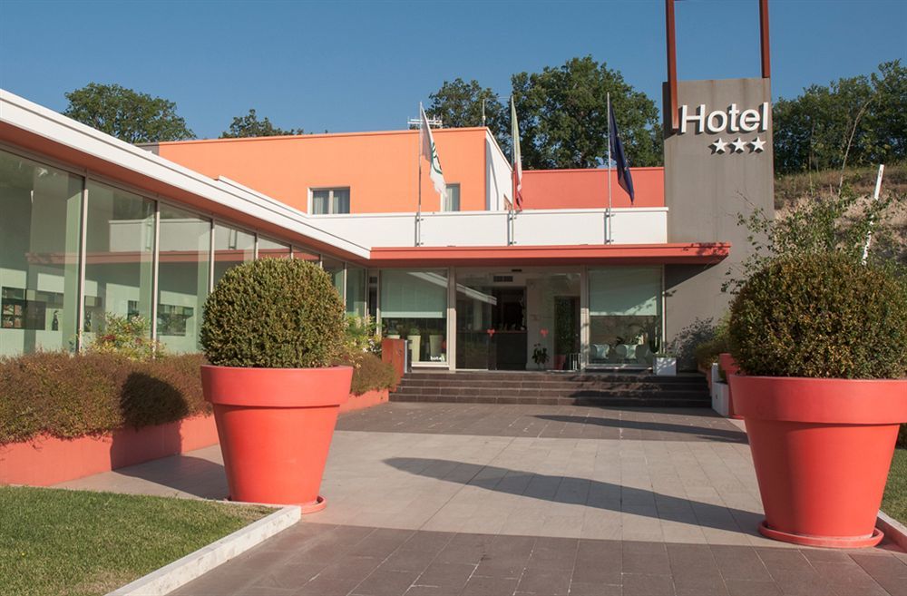 Hotel Cluentum Tolentino Dış mekan fotoğraf