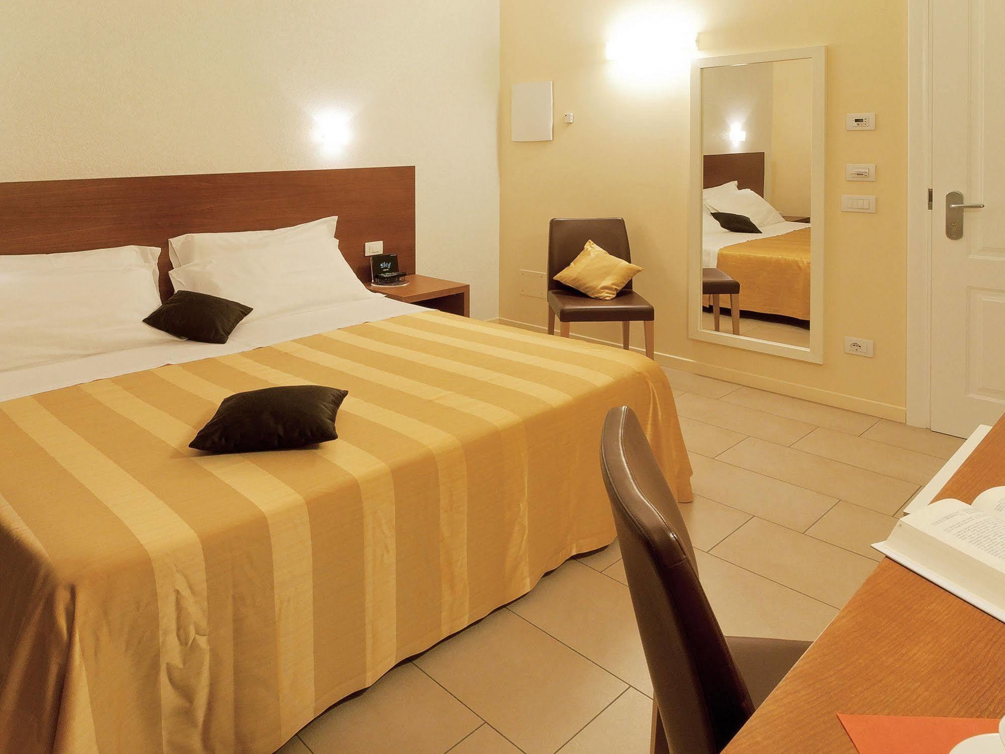 Hotel Cluentum Tolentino Dış mekan fotoğraf
